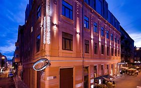 Opera Garden Hotel&Apartments